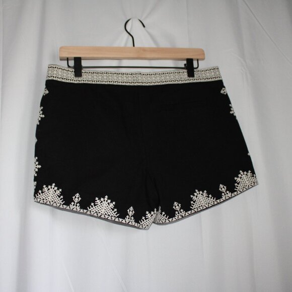 NWT Joie Gerardine Black & White Embroidered Shorts Chino Style Size 6 - Picture 4 of 11